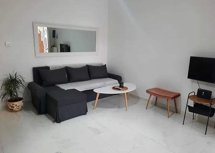 House In Diavata, Thessaloniki, Greece