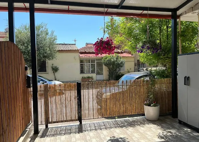 House In Diavata, Thessaloniki, Greece