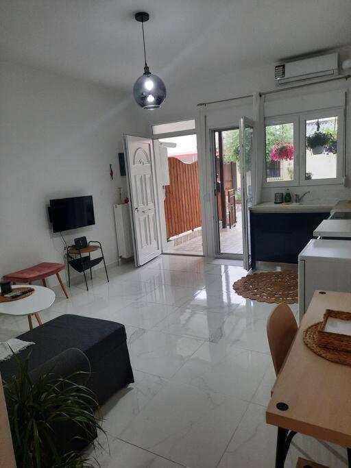 House In Diavata, Thessaloniki, Greece Apartment *