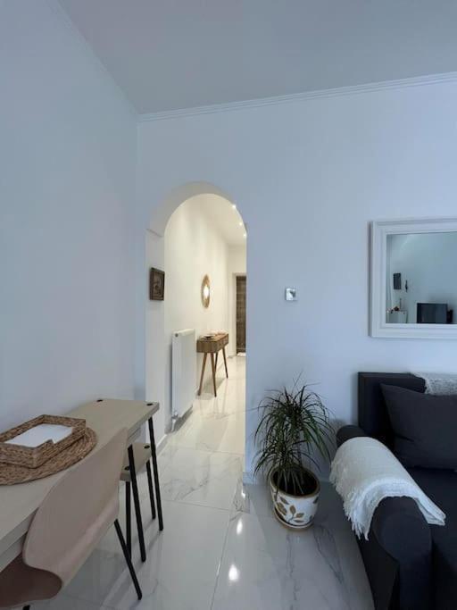 Apartment House In Diavata, Thessaloniki, Greece